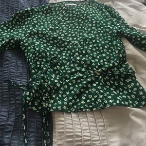 Reformation size L green floral wrap top